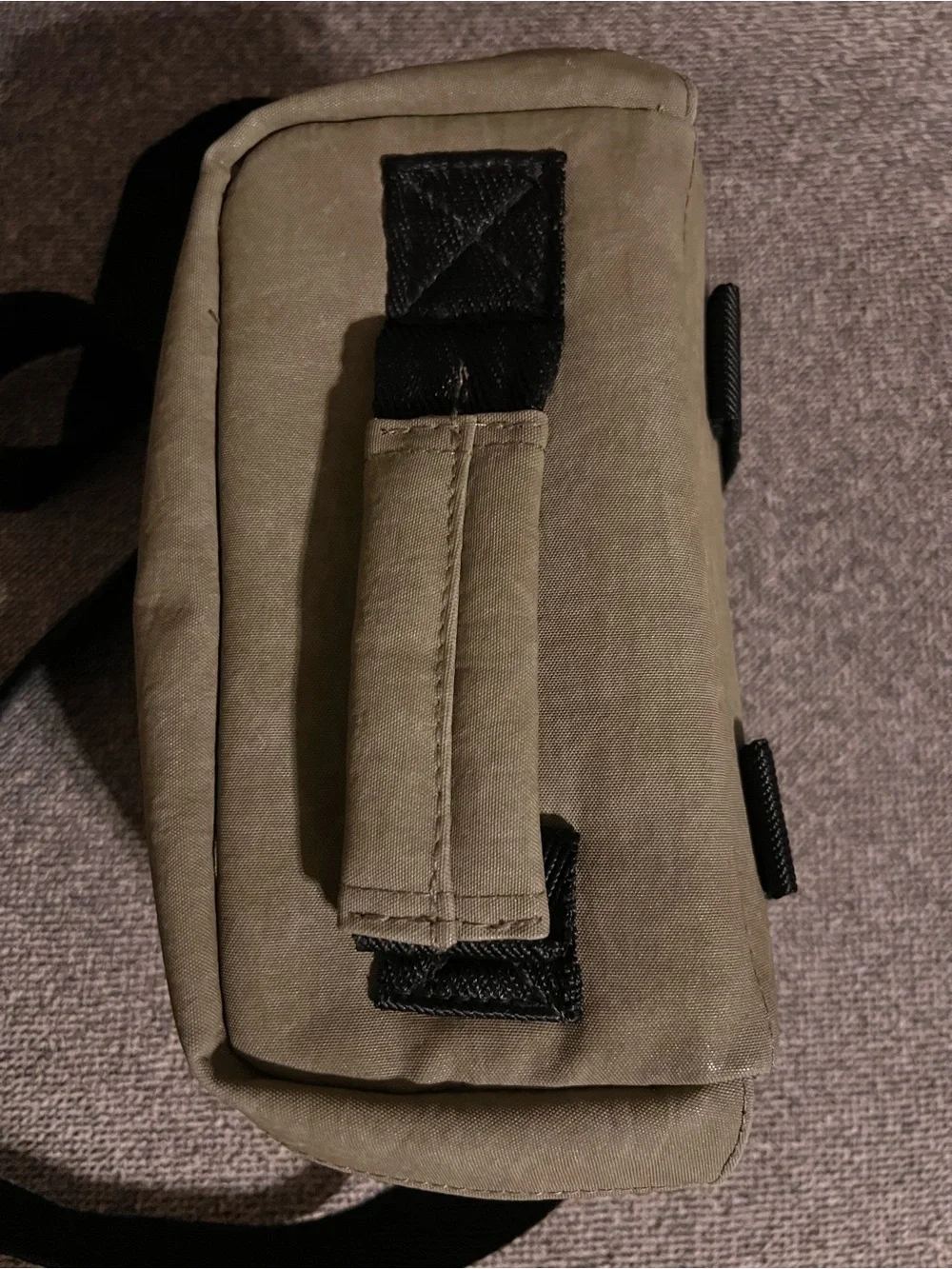 Samsonite compact messenger