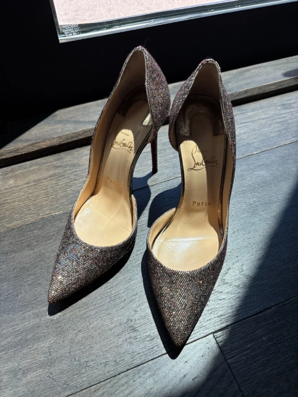 Christian Louboutin part sparkle normal