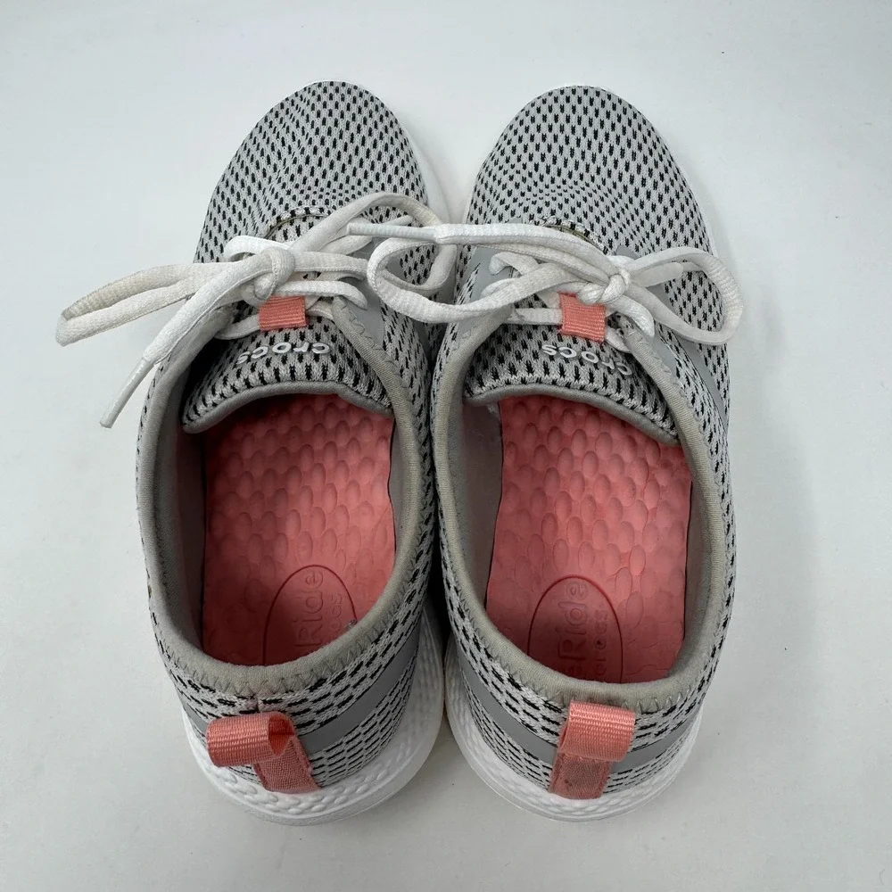CROCS item be