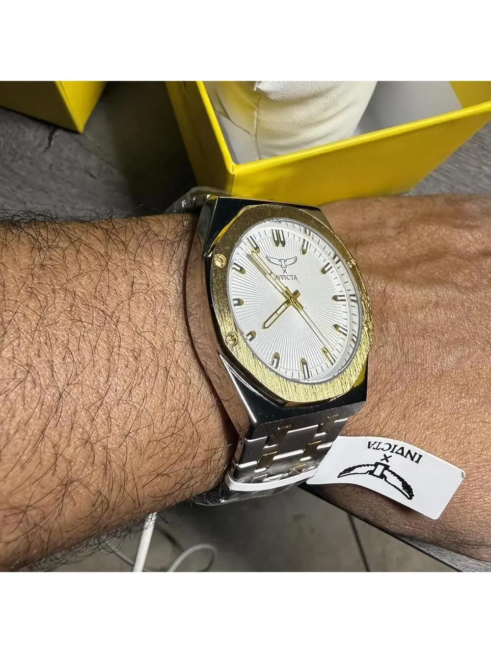 Invicta casual it accessory