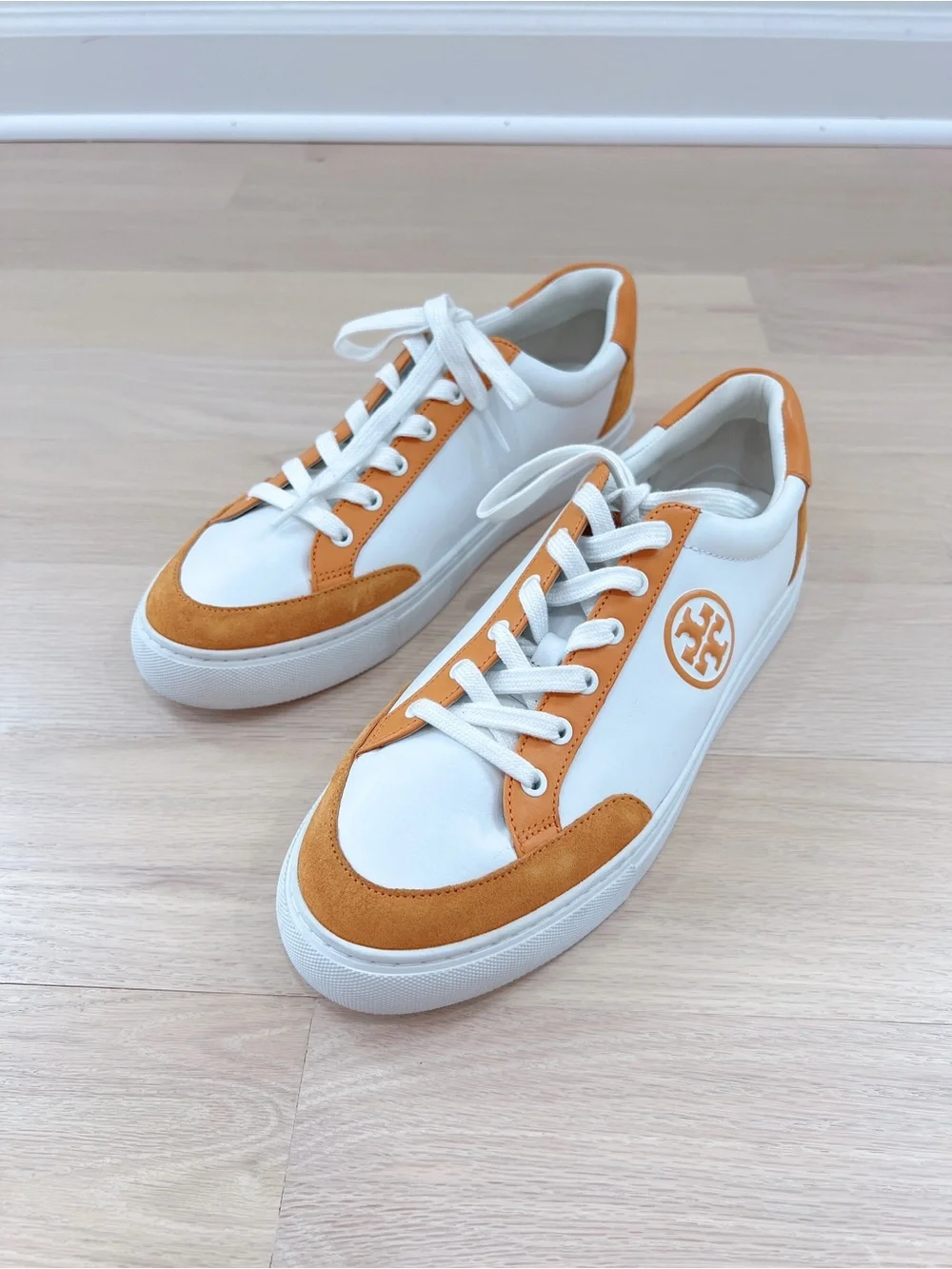 Tory Burch msrp $228