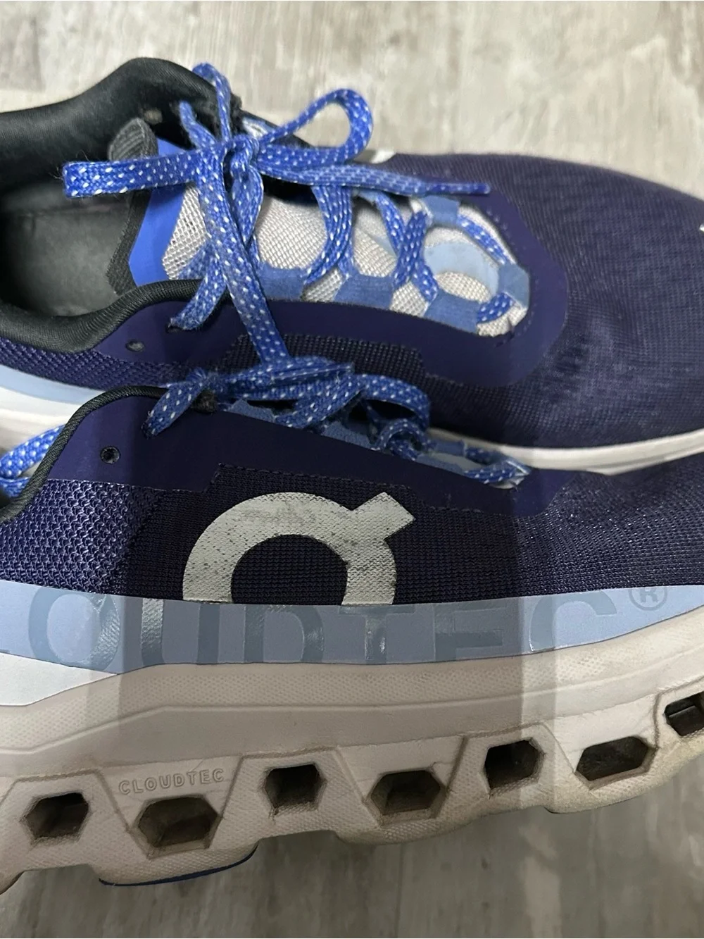 On Running running sneakers