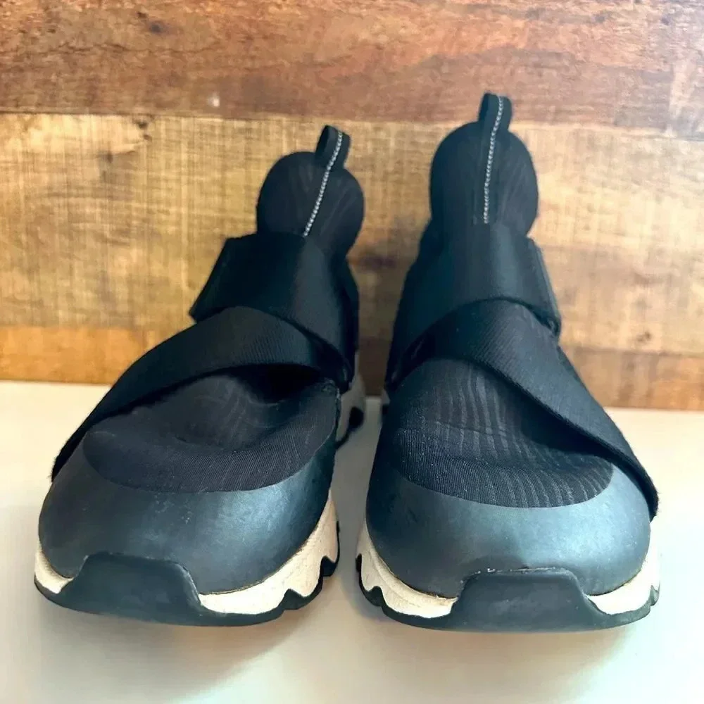 Sorel cushioned uppers textile