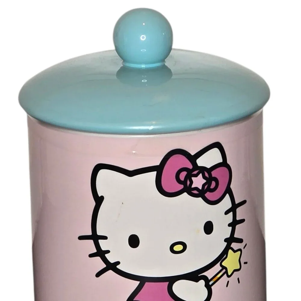 Silver Buffalo hello kitty
