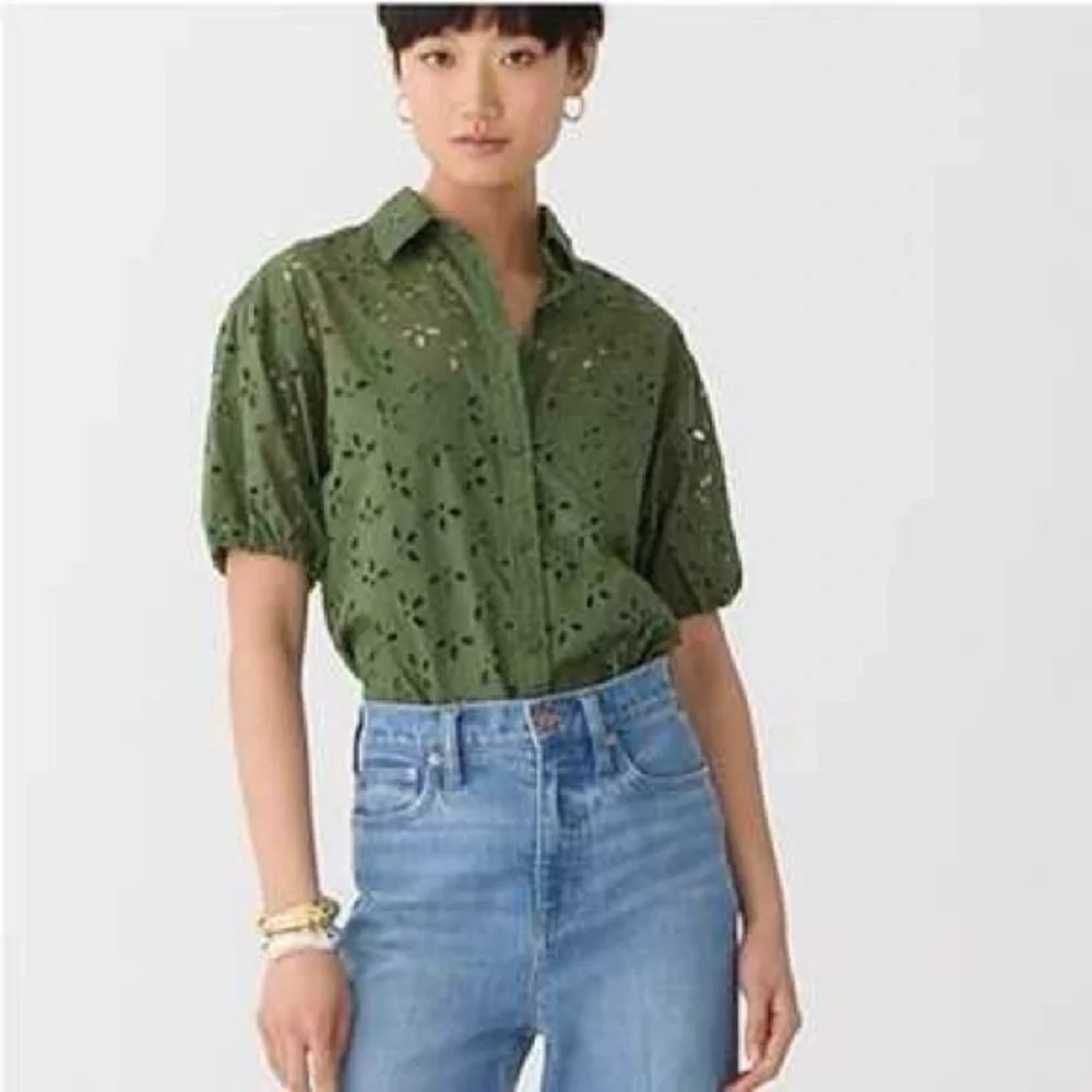 J. Crew top thrive therefore