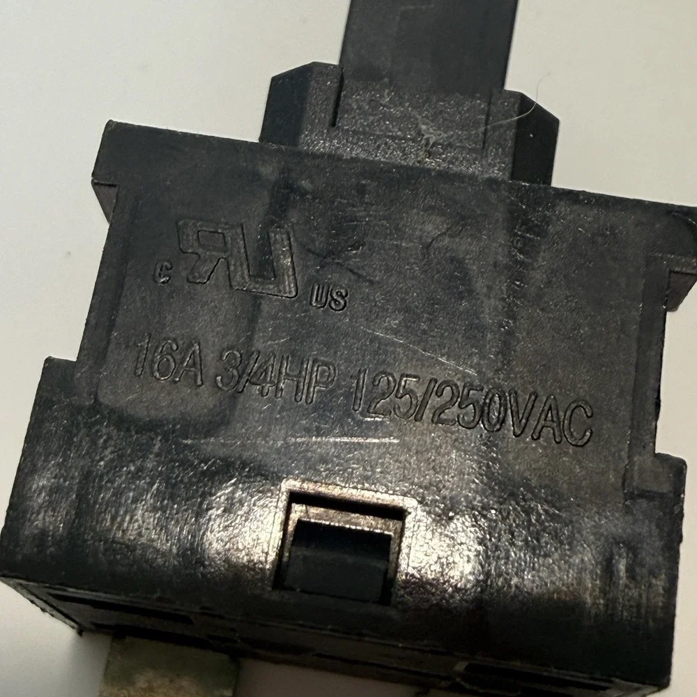 Dyson dc33 vacuum
