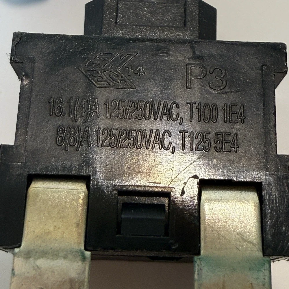 Dyson dc33 vacuum
