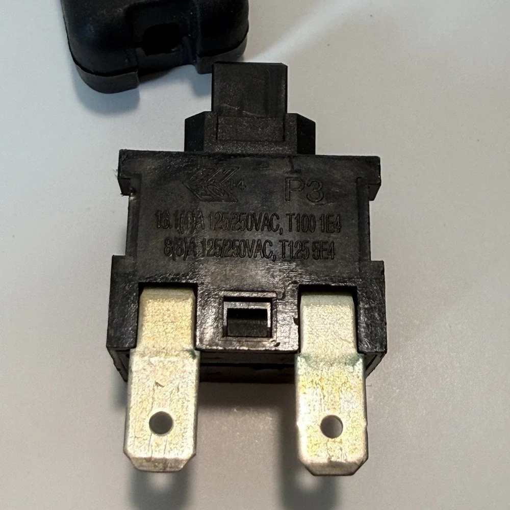 Dyson dc33 vacuum