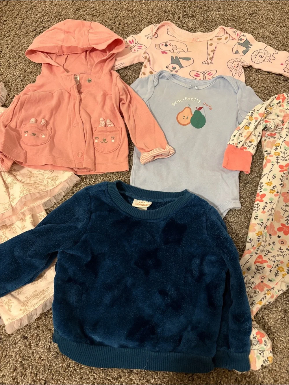 GAP girl sweaters