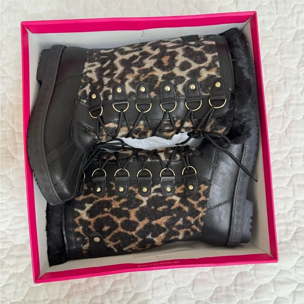 Shoe Dazzle below bundle