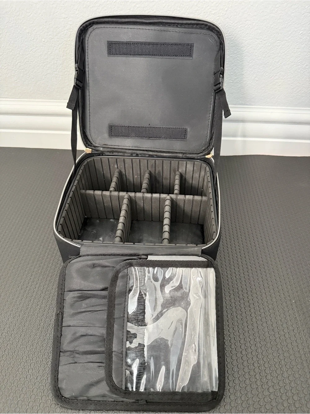 Amazon sturdy zippered