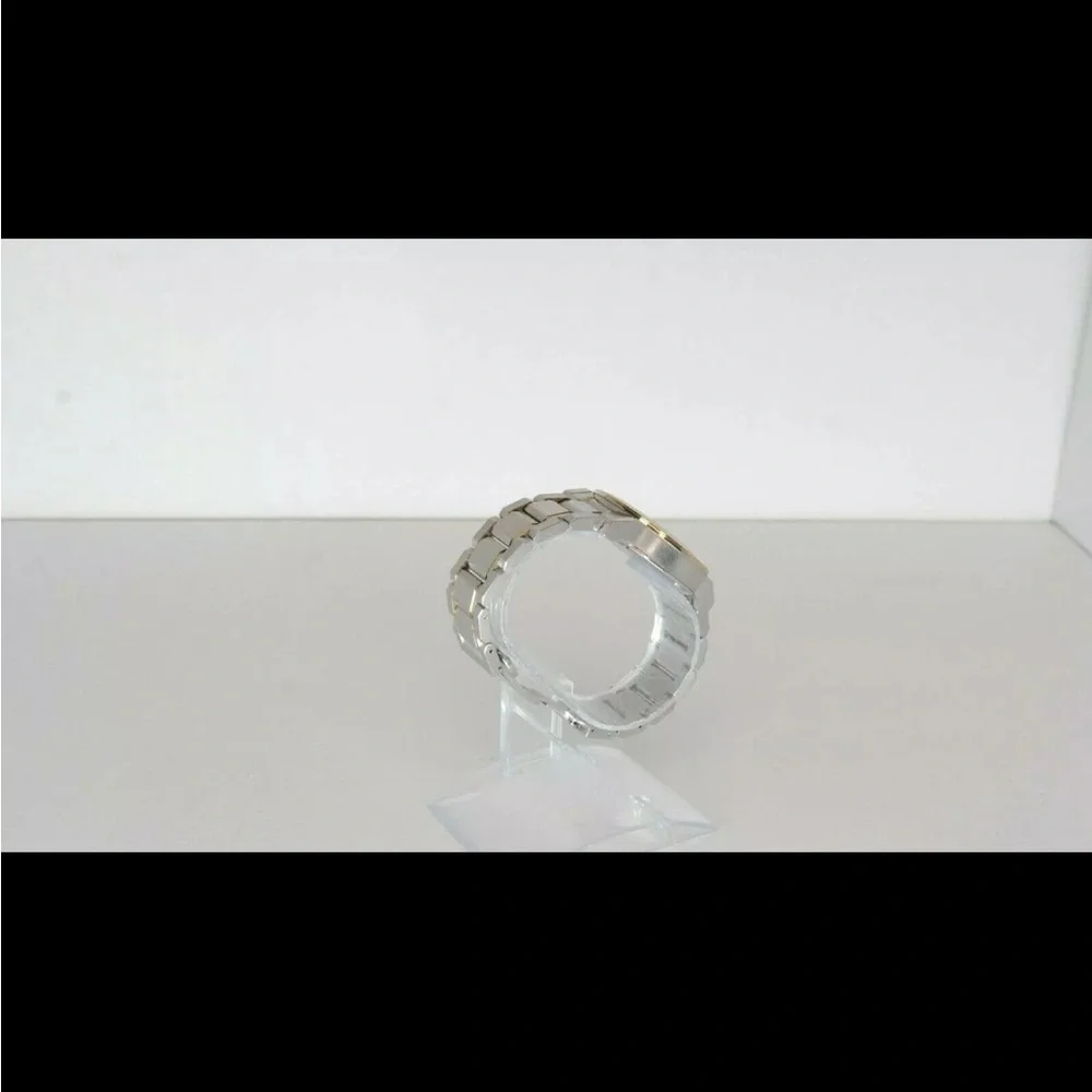 Burberry elegant watch