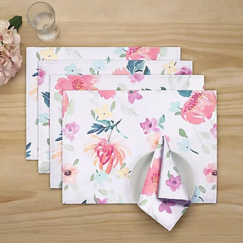 brand new Set of 4 Spring Jubilee Abstract Floral Fabric 13x18 inch Placemats