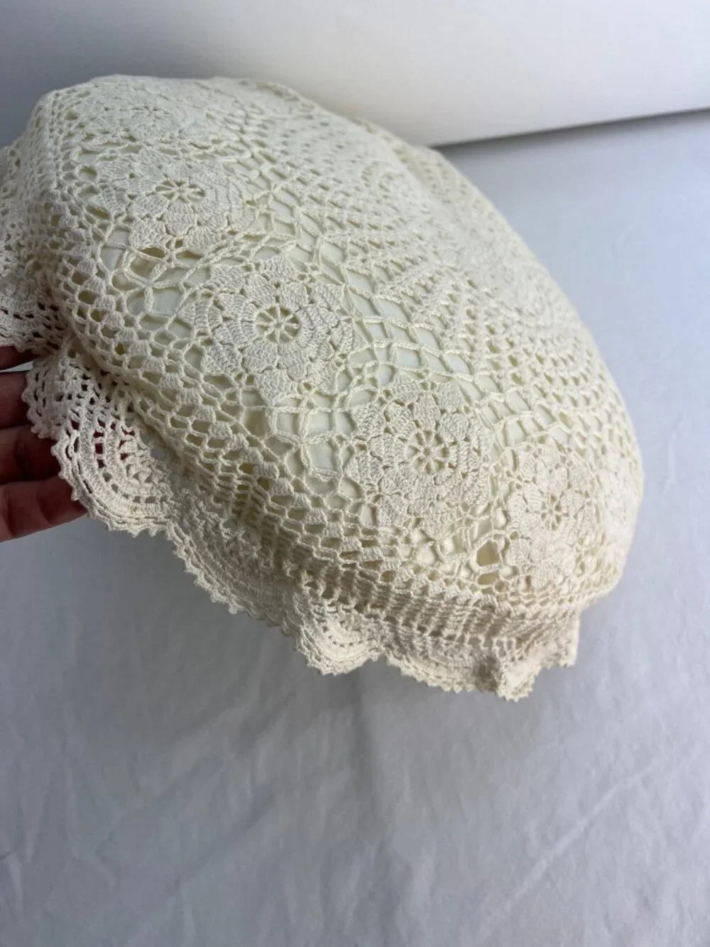 Handcrafted round shape