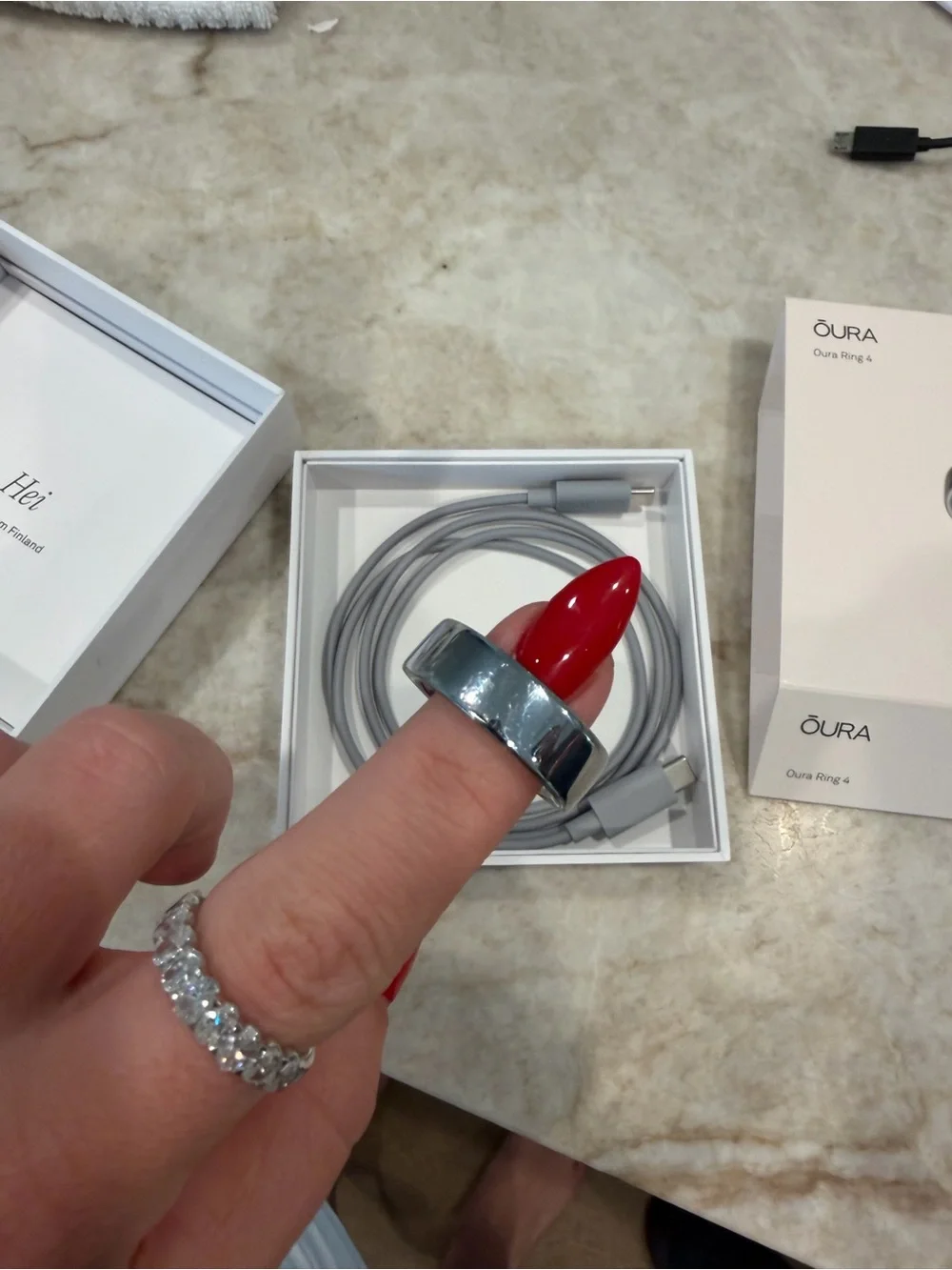 Oura gen size