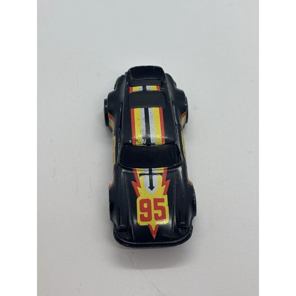 Hot Wheels piece gold