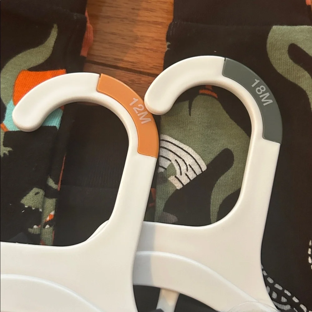 Carters 12mo nwt 18mo