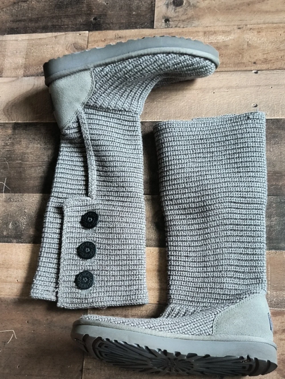 UGG classic cardy