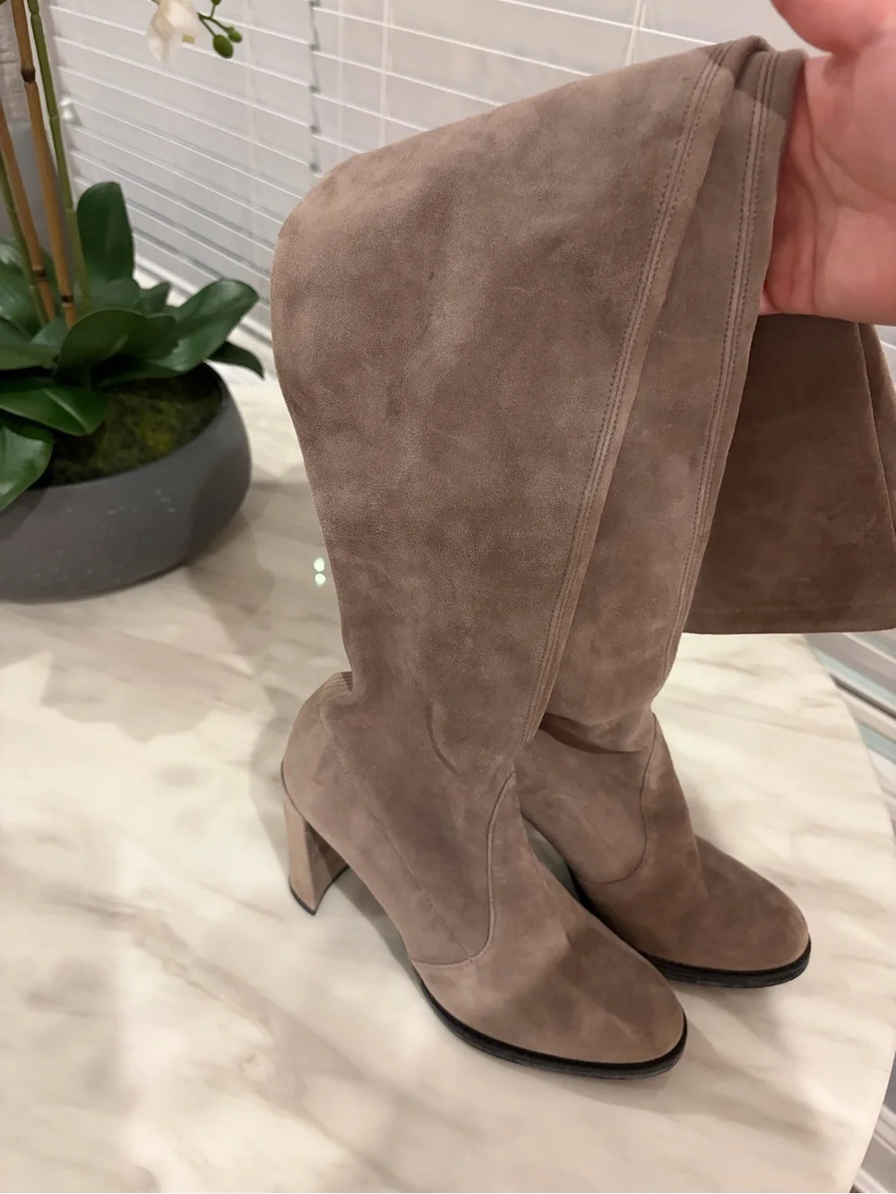 Stuart Weitzman stuart weitzman