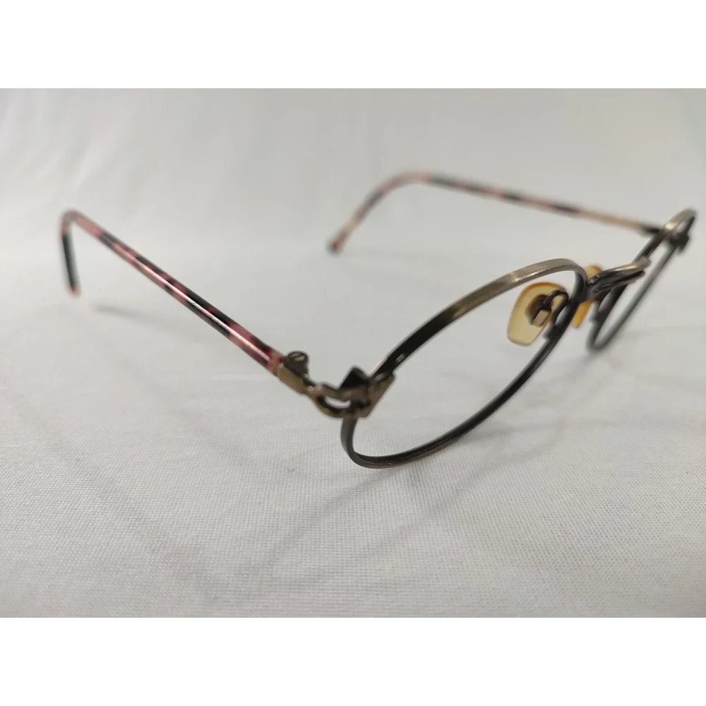 Giorgio Armani utilize polished