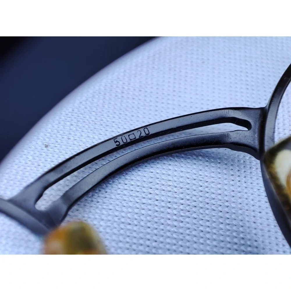 Giorgio Armani utilize remain