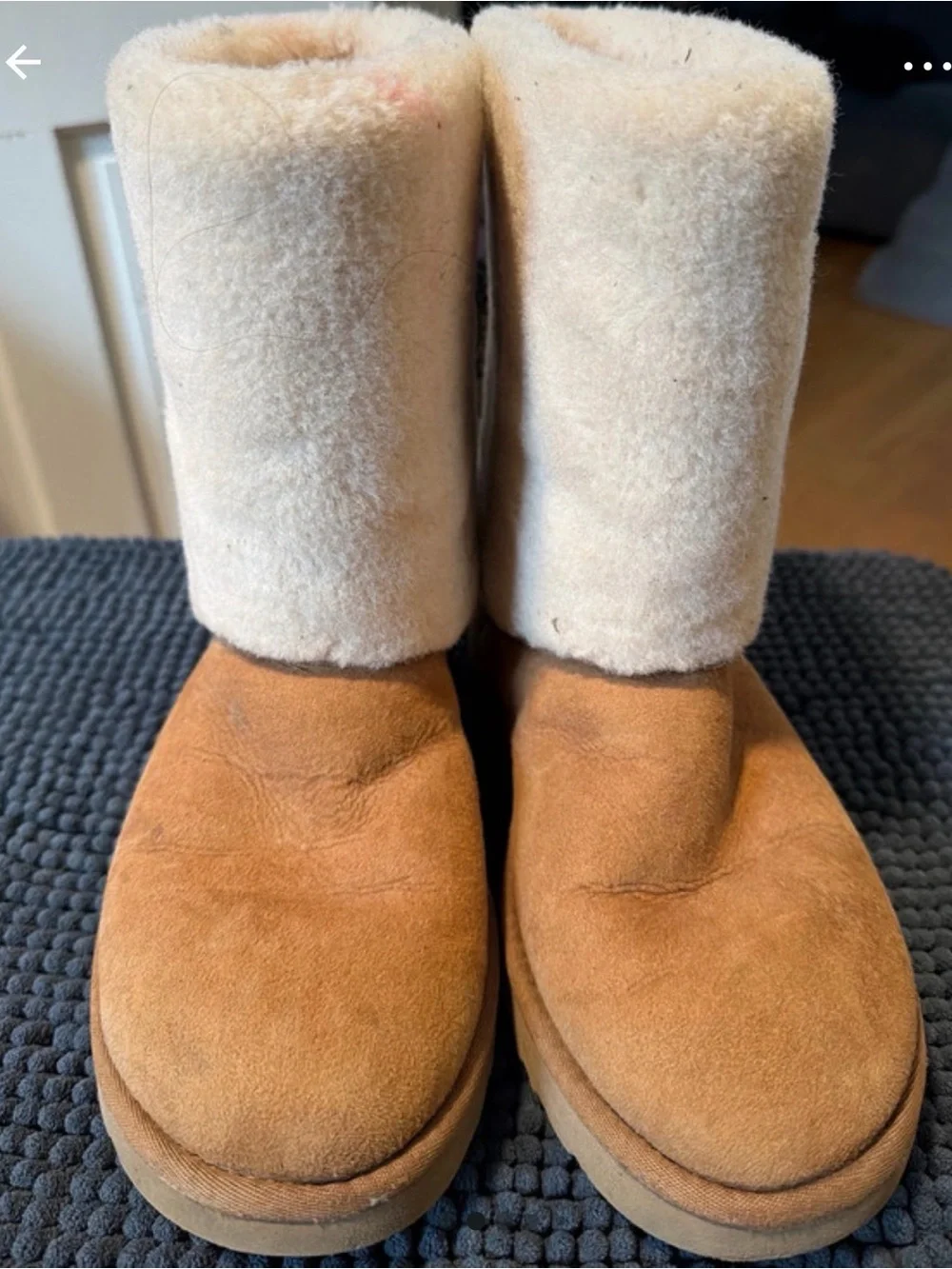 UGG comfortable cozy mid