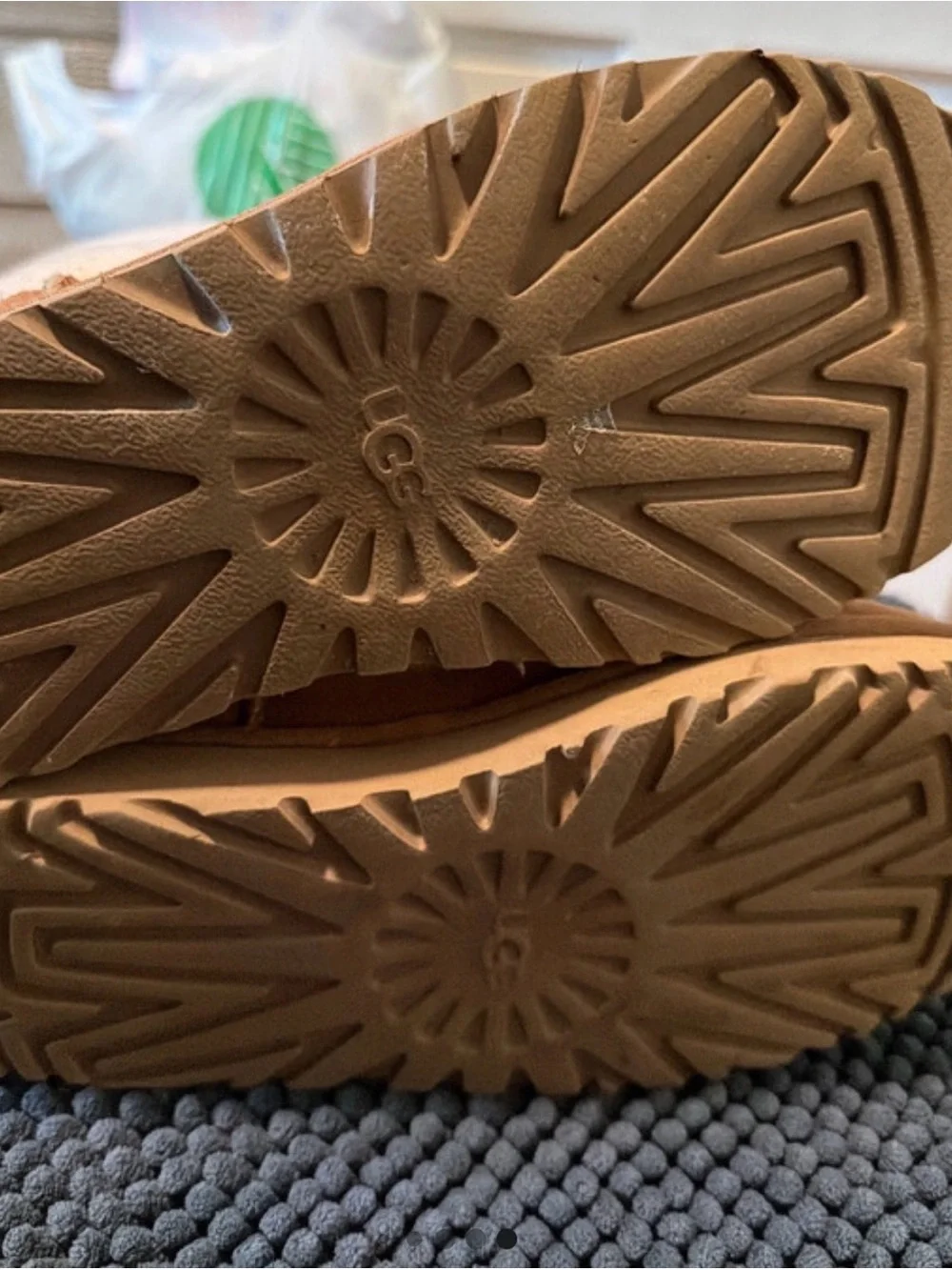 UGG exterior boots