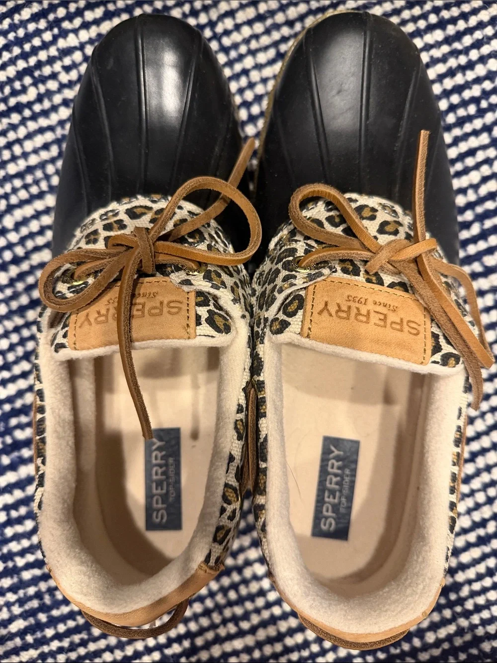 Sperry fleece leopard