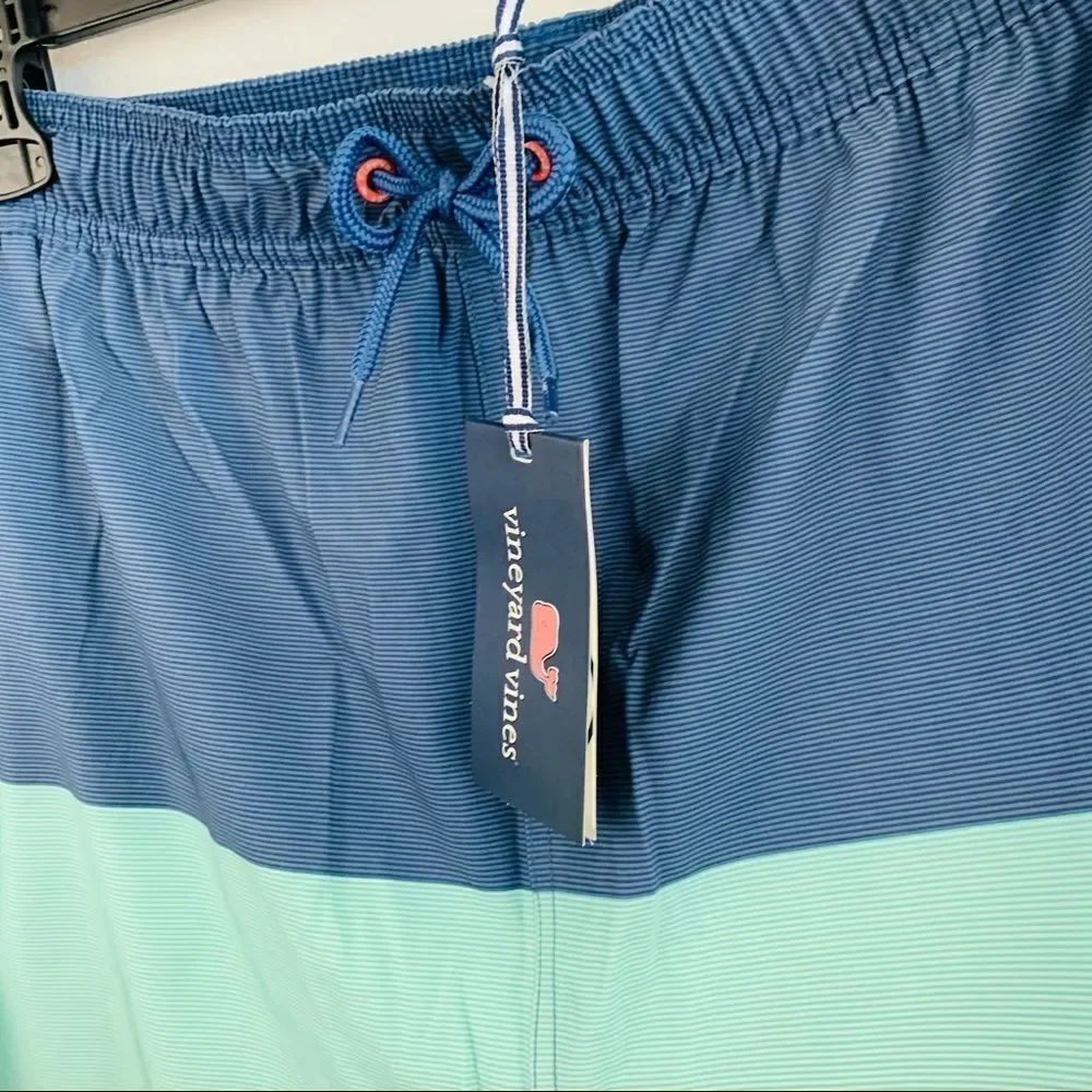 Vineyard Vines spandex 16