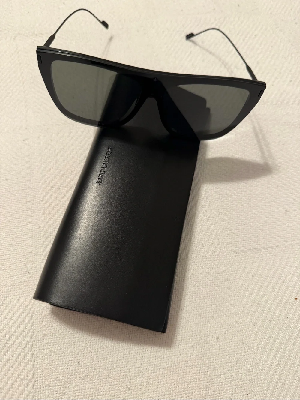 Saint Laurent minimal sleek