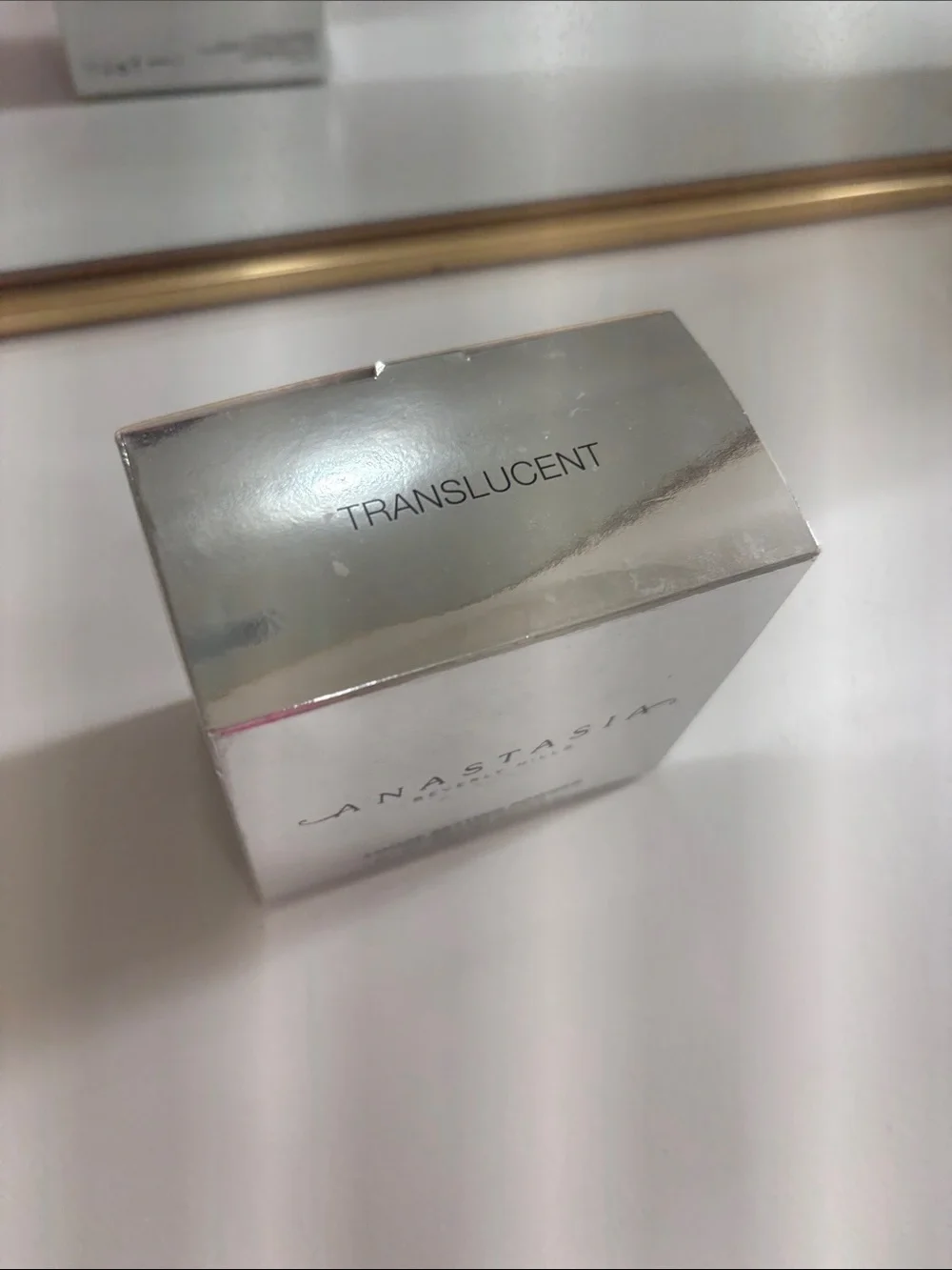 Anastasia Beverly Hills reflective silver