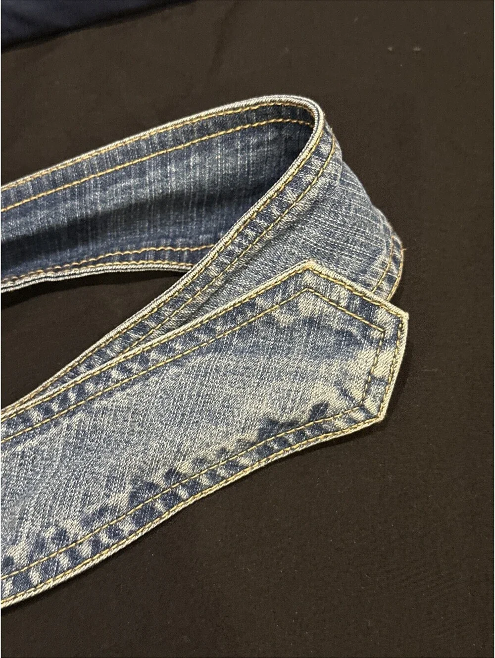 N/A circular classic blue