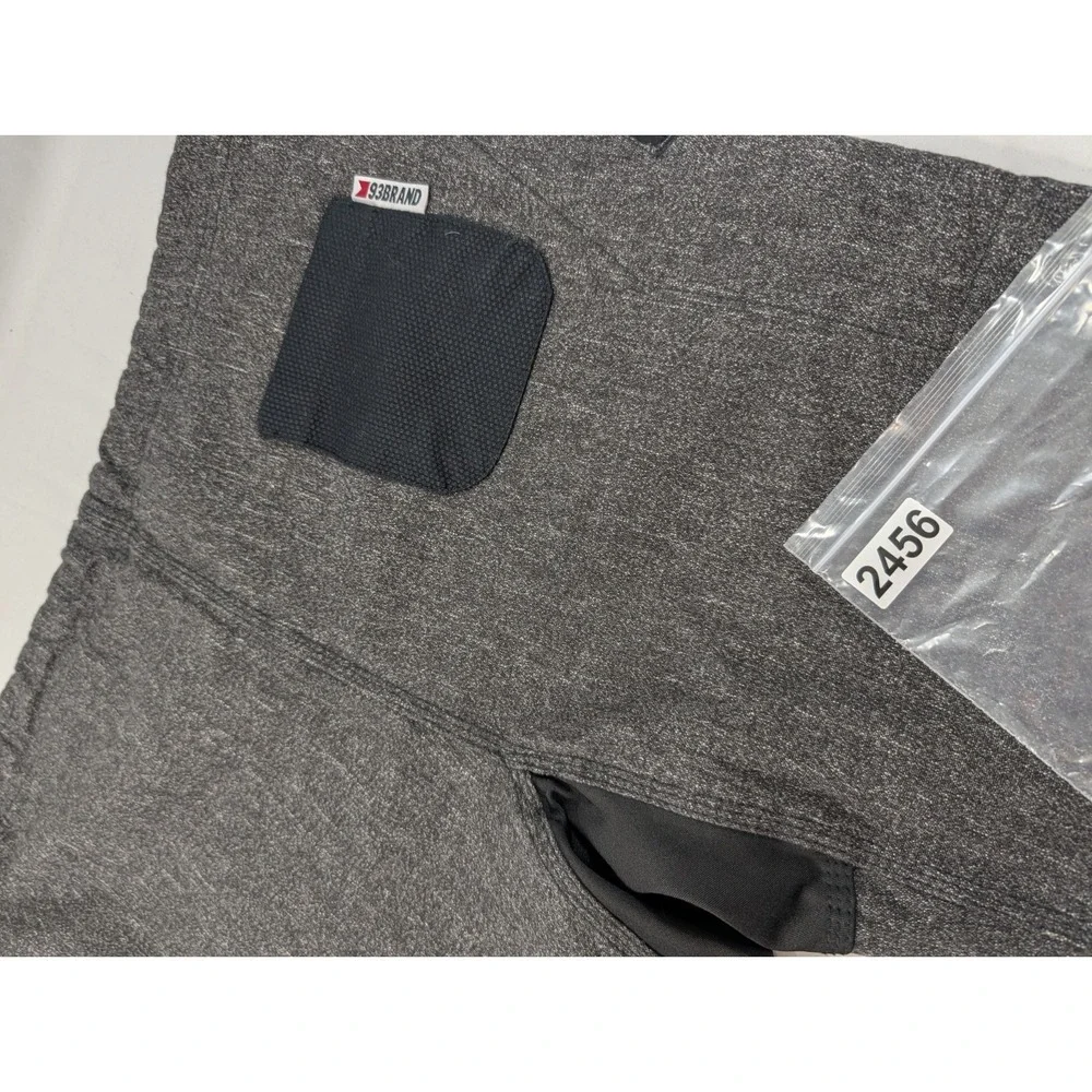 93 brand photos measurements