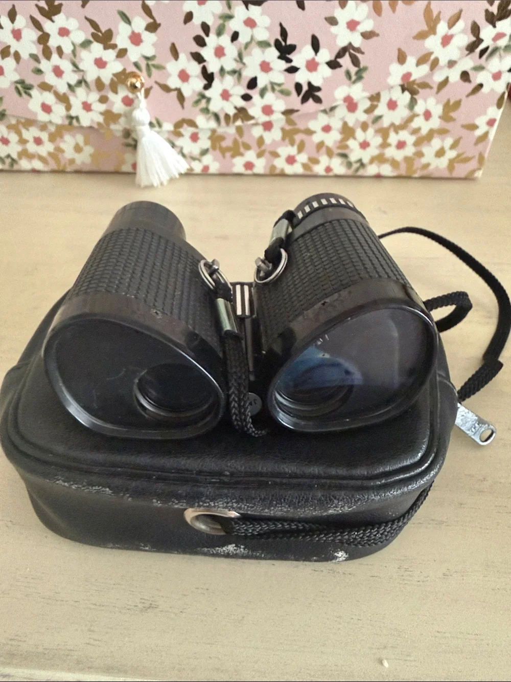 Nikon compact binoculars