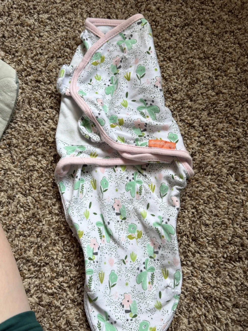 SwaddleMe set swaddles