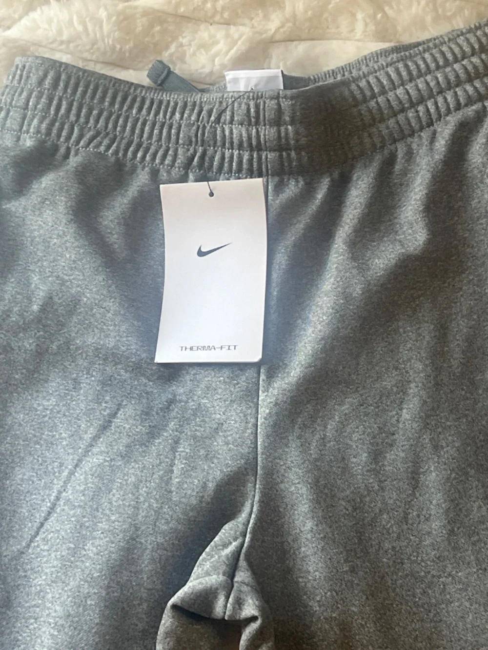 Nike boys therma