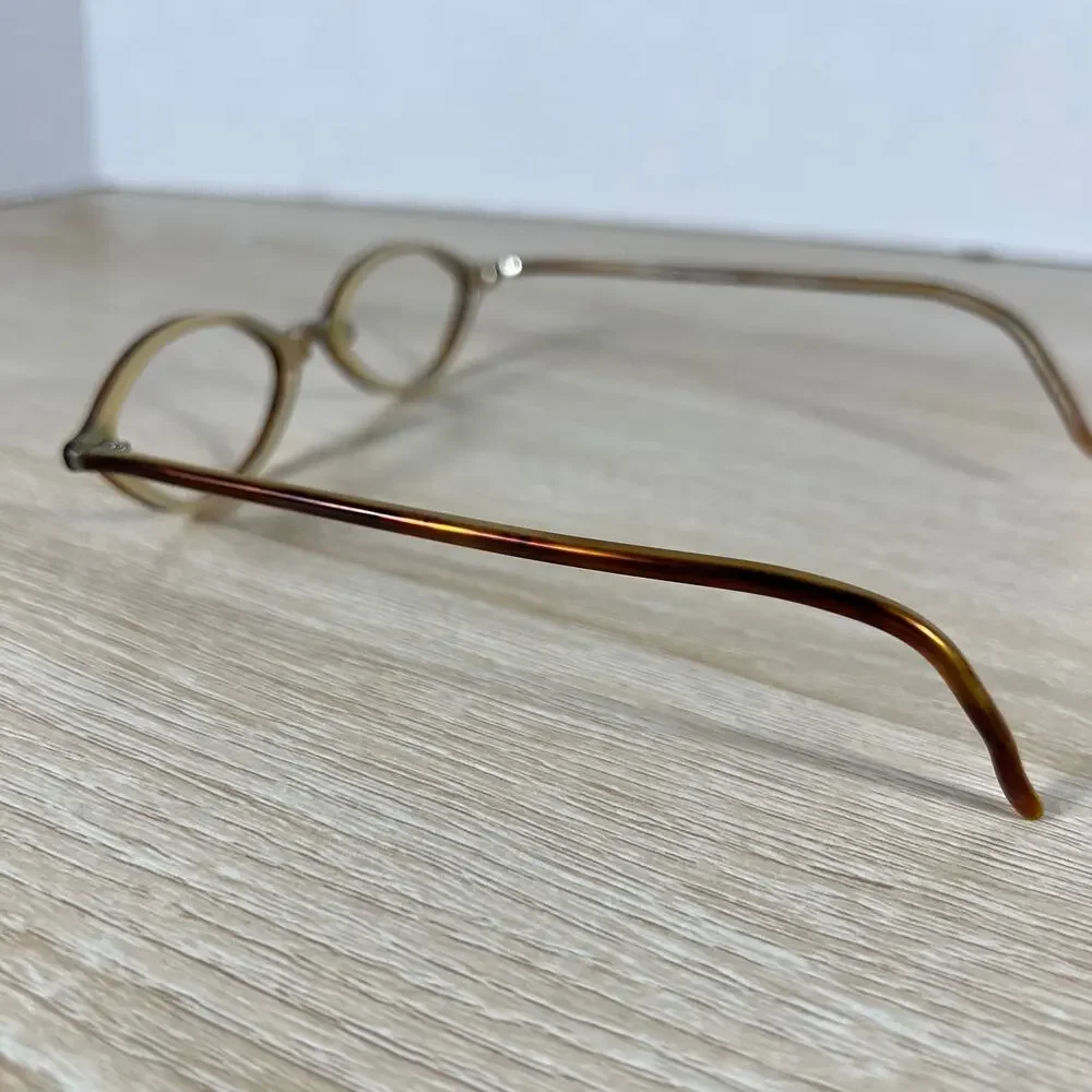 MiCrO Shapes japan frames hinge