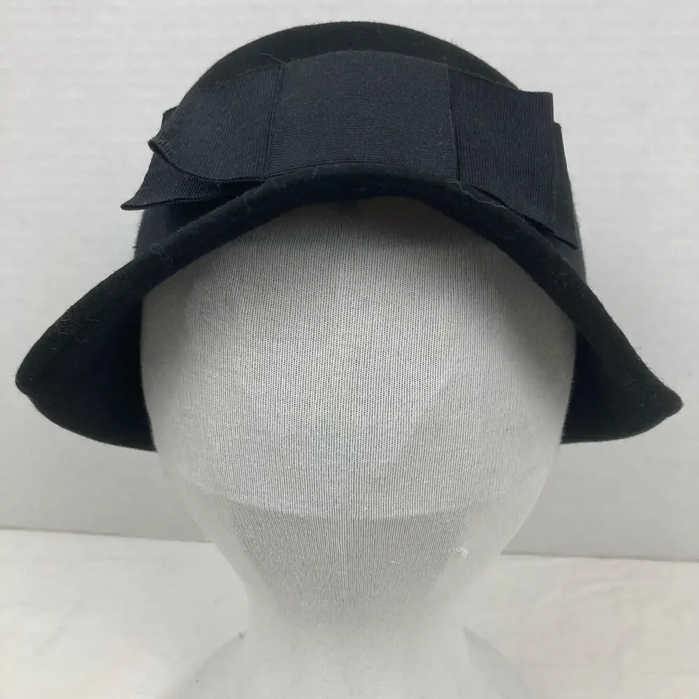 Unbranded cloche felt