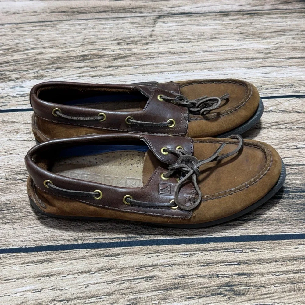 Sperry Boat Shoes Mens 8.5 Brown Buck Leather Suede 2 Eye 0195412