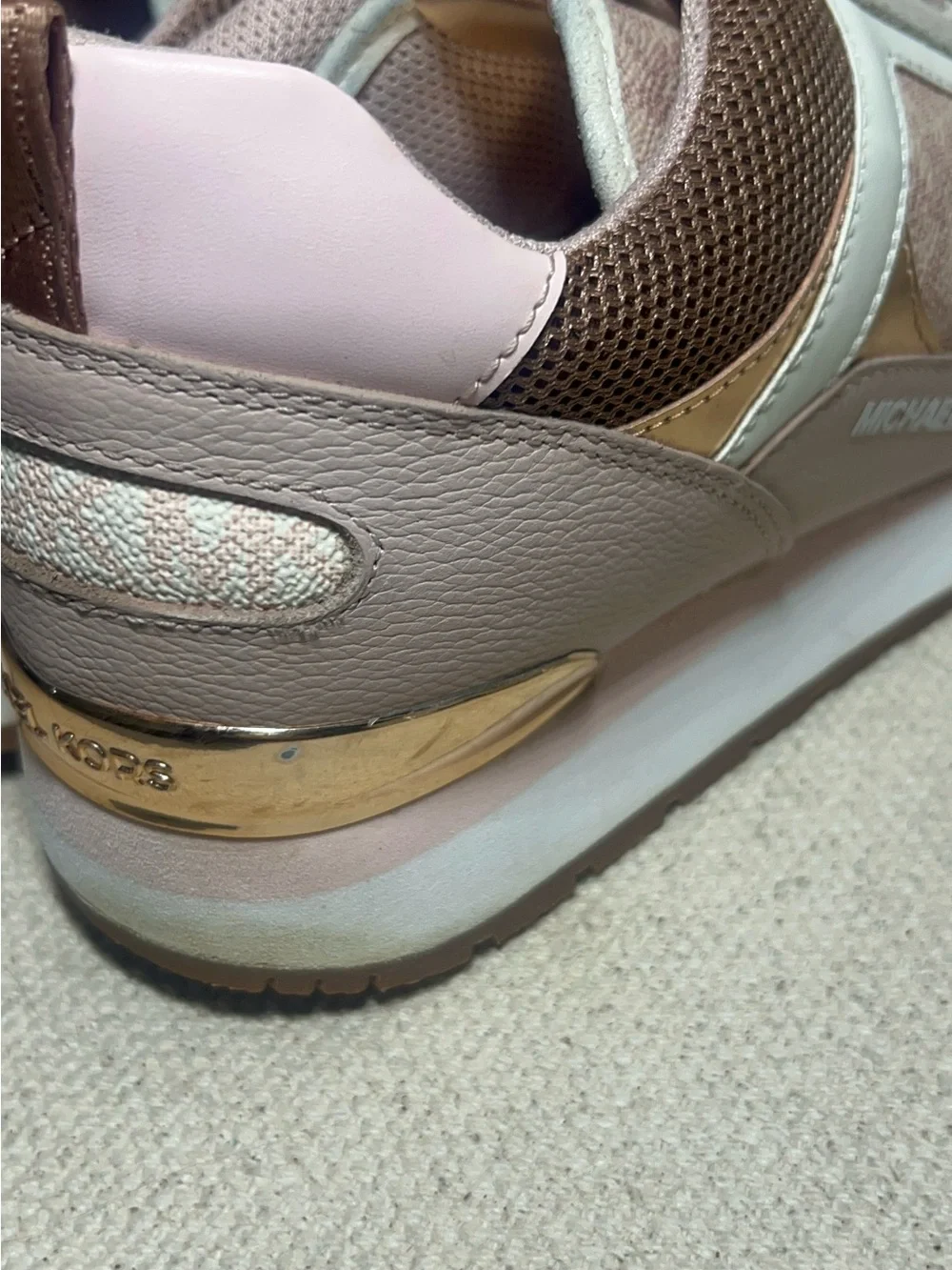 Michael Kors upper michael