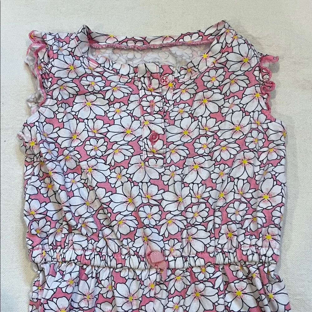 Carters carter’s ruffled
