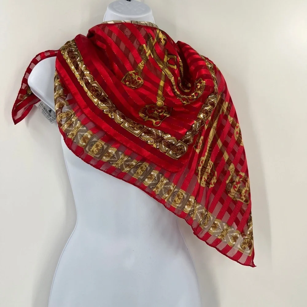 Liz Claiborne 80s featuring