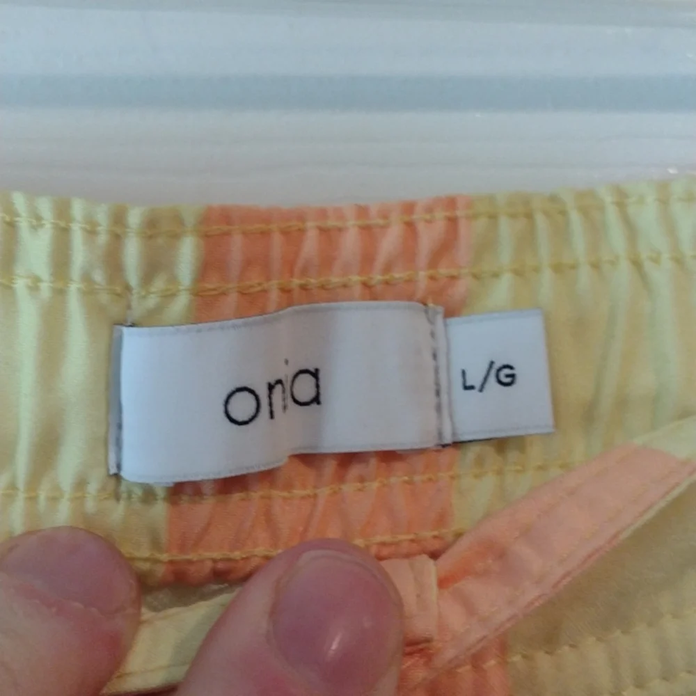 Onia trunks elastic palette