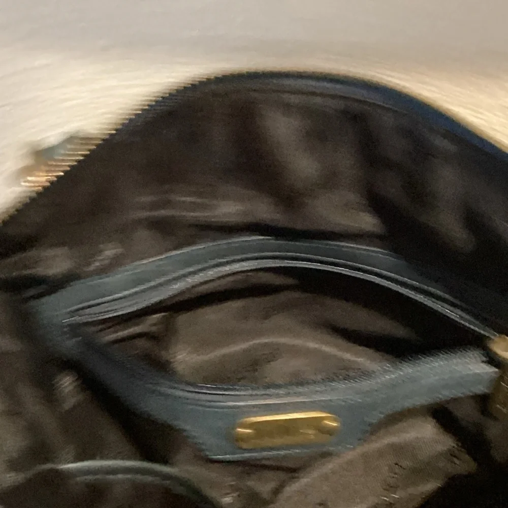 Botkier 13” accents
