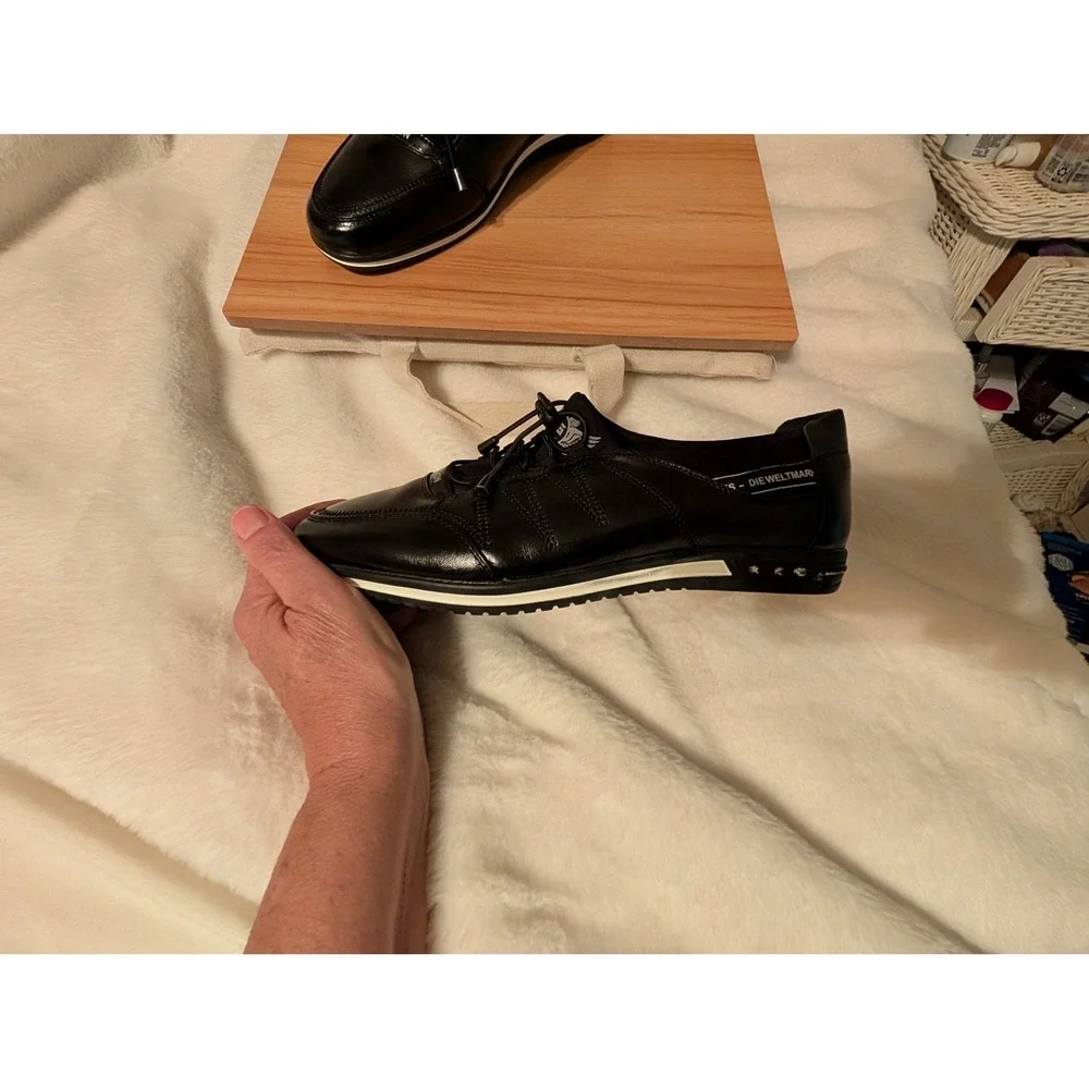 SG Fashion step into