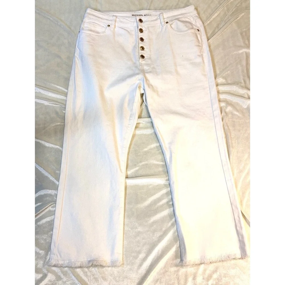 Michael Kors branded dressed look