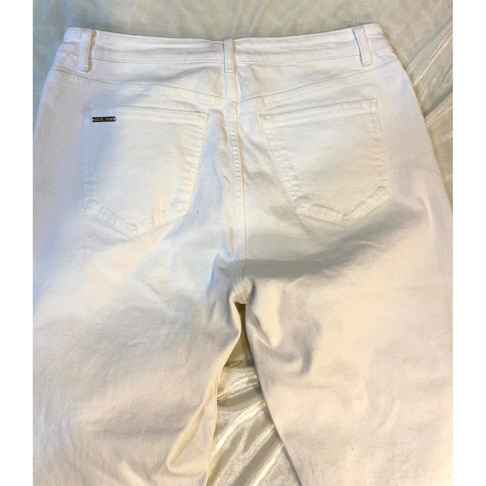 Michael Kors movement raw