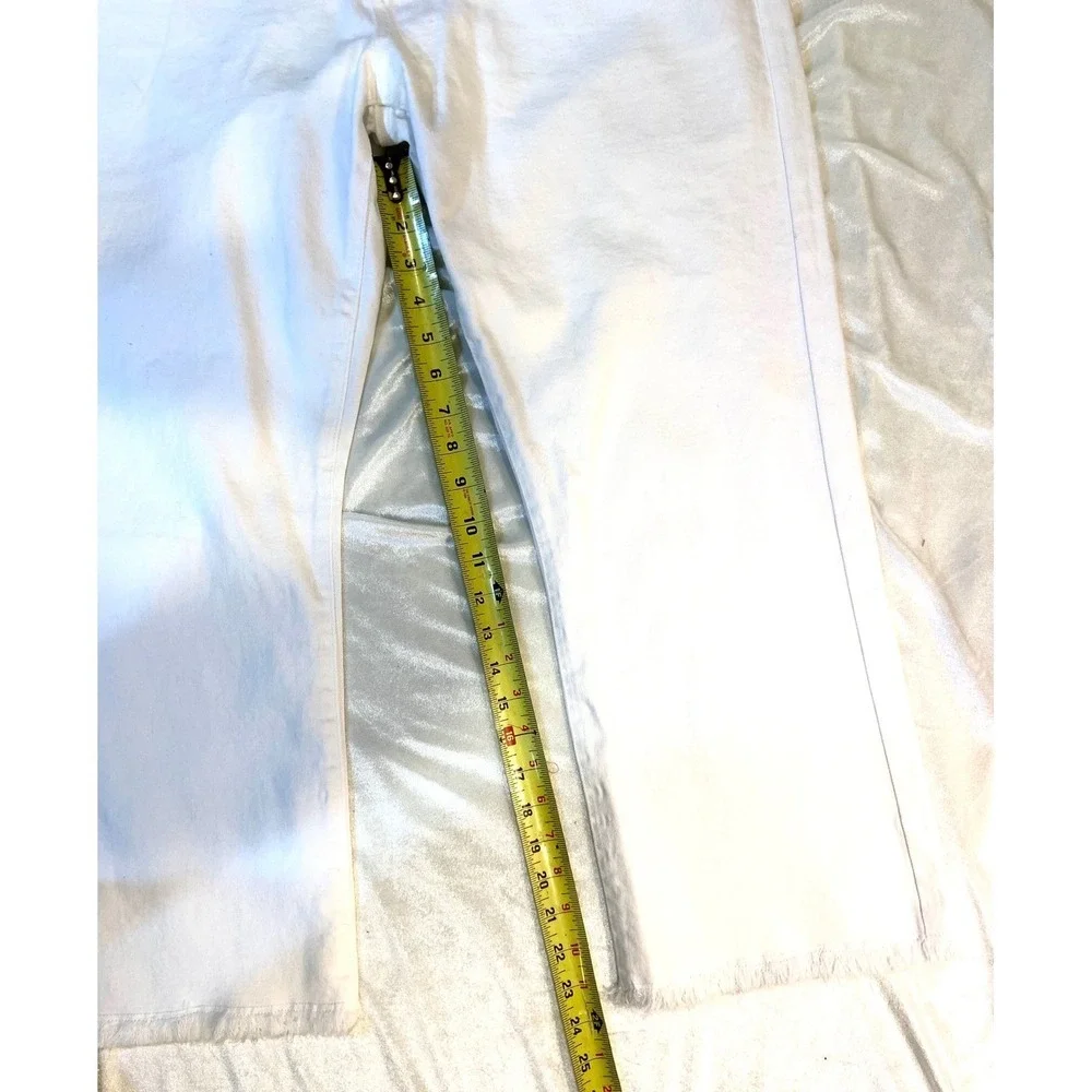 Michael Kors designed complemented hem