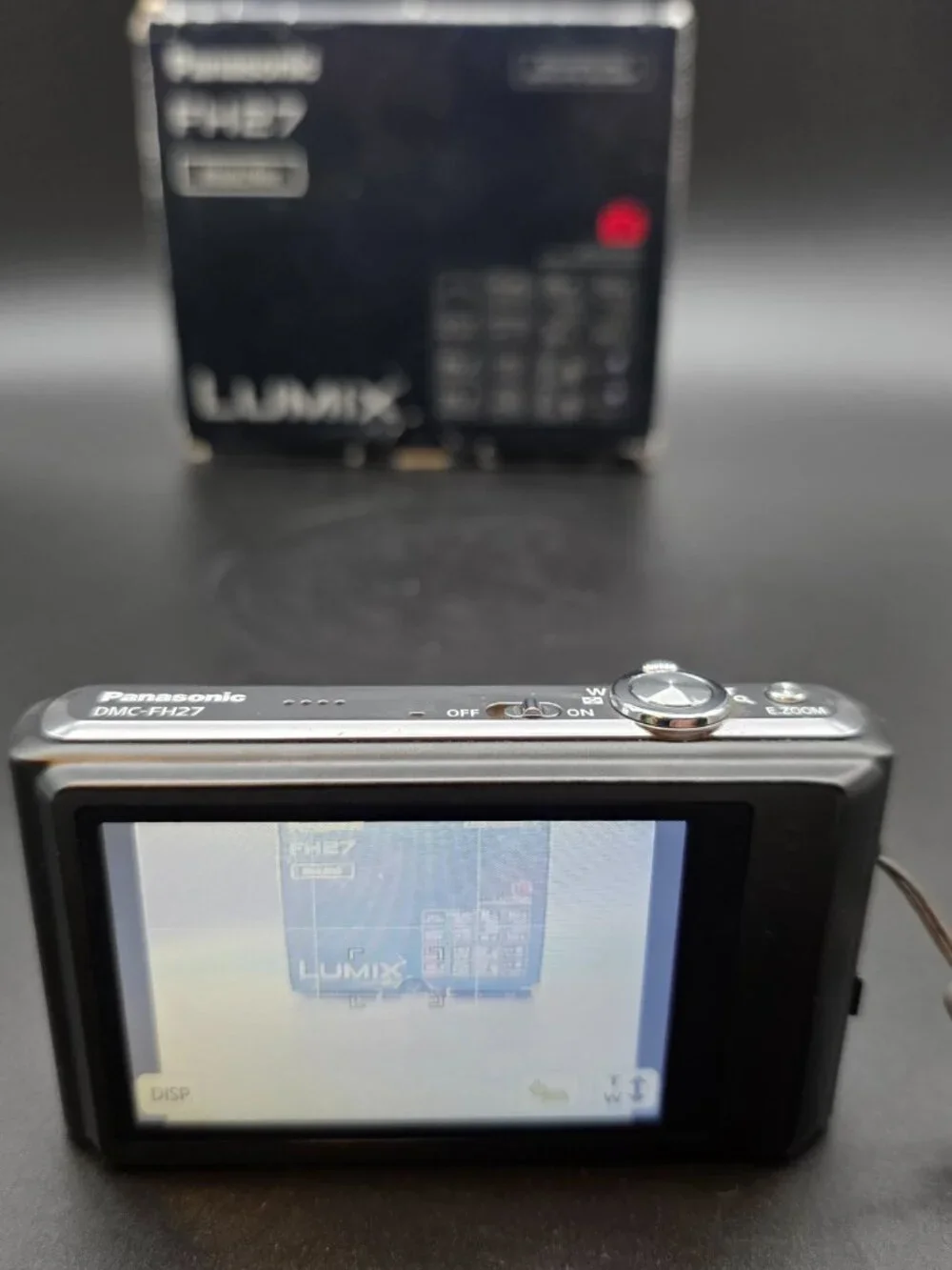 Panasonic LUMIX questions leave
