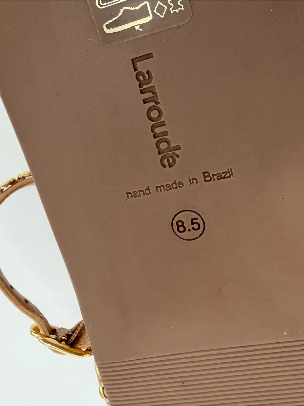Larroude like new